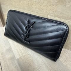 【✨極美品✨】値下げ サンローラン ラウンドファスナー 長財布 ブラックのサムネイル