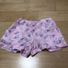 ショートパンツのサムネイル