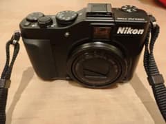 Nikon COOLPIX P7000 本体のサムネイル