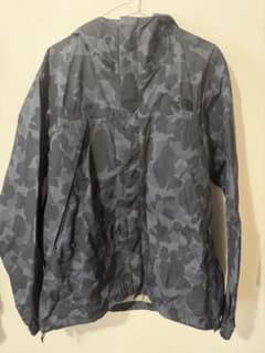 THE NORTH FACE ブラックカモ柄のサムネイル