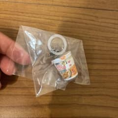 ガシャポン 日清 カップヌードル めじるしアクセサリーのサムネイル