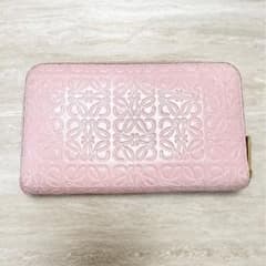 LOEWE ロエベアナグラム エンボス レザ 一財布 ピンク 美品