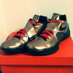 NIKE KD4 CHRISTMASのサムネイル