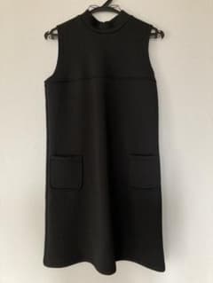 秋冬  シックなワンピースのサムネイル