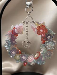 ハンドメイド フラワーリース チャームのサムネイル