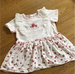 はる様専用 いちご＊フリルワンピのサムネイル