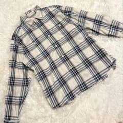 ユニクロ チェック シャツ レギュラーカラー 長袖 S ボーダー 綿 ネルシャツのサムネイル