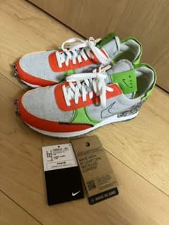 NIKE デイブレイクタイプ　23.5cmのサムネイル