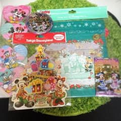 ディズニー/巾着袋/メモ帳/缶バッチ/カード/5点セット✨のサムネイル