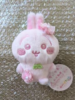 ちいかわ　ぬいぱれっと　さくらいろ　マスコット　うさぎのサムネイル
