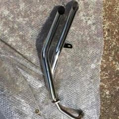ダブルスラッシュカットマフラーのサムネイル