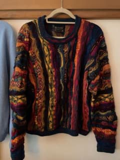 【早い者勝ち】【交渉可】COOGI ニット　立体的　クージー　古着のサムネイル