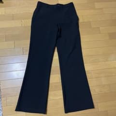 ZARA フレアシルエット スラックス パンツ メンズのサムネイル