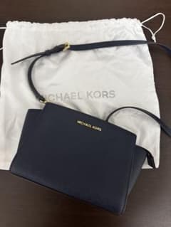 美品！！MICHAEL KORS ブラック ショルダーバッグのサムネイル