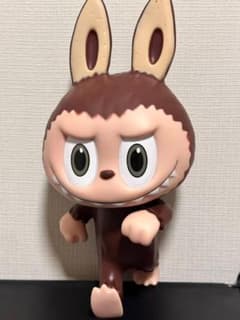 zimomo labubuウサギ型キャラクター フィギュア 28cm zimomo labubuウサギ型キャラクター フィギュア 28cm - メルカリ