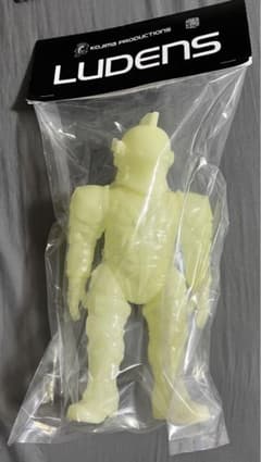 TGS2024 コジプロ ルーデンス ソフビ グロー MEDICOMTOY 蓄光 - メルカリ
