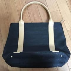【NINA RICCI】ハンドバッグのサムネイル