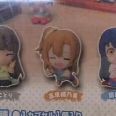 デスクの上でラブライブ！のサムネイル