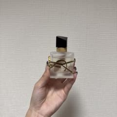 YVES SAINT LAURENT LIBRE 香水のサムネイル