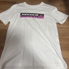 NIKE Tシャツのサムネイル