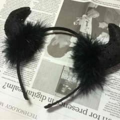 悪魔のツノ カチューシャのサムネイル