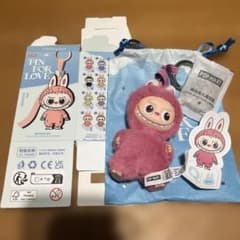 POPMART ポップマート LABUBU ラブブ PIN FOR LOVE Qのサムネイル