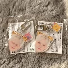 TREASURE ヨシ カプセルトイAのサムネイル