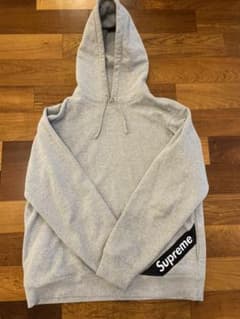 パーカー supreme パーカーのサムネイル