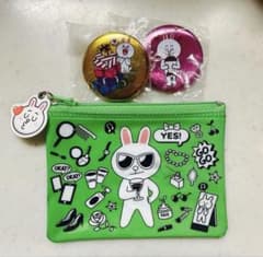 LINE FRIENDS 缶バッジ&ポーチのサムネイル