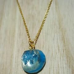 氷の結晶　ネックレスのサムネイル