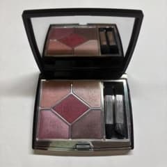 Dior サンククルールクチュール〈アイシャドウ〉879 ルージュトラファルガーのサムネイル