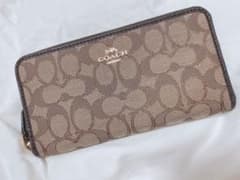 COACH コーチ 長財布のサムネイル