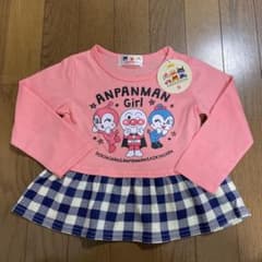 新品アンパンマンシリーズ　ドキンちゃんコキンちゃんトップスのサムネイル