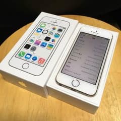 iPhone5s 32GB ゴールド docomo 中古のサムネイル