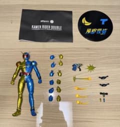 진골 조각법 SHFiguarts 가면 라이더 W 루나 트리거 패키지 없음
