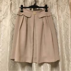 膝丈スカートのサムネイル