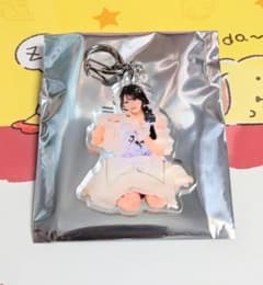 Pixcel ribbon 真白美央 周年リメイク衣装 アクリルキーホルダー