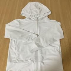 UNIQLO KIDS AIRism UVカット パーカー 120のサムネイル