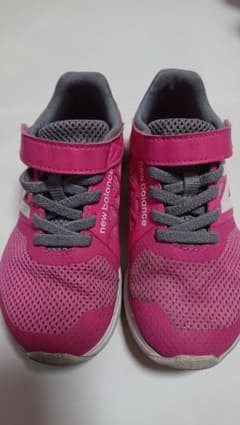 値下げ★new balanceスニーカー  17㎝のサムネイル