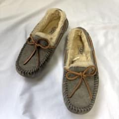 UGG モカシン グレー スエード ボア　23.0