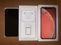 ★iPhone XR 超美品　SIMフリー　コーラル　訳あり★のサムネイル