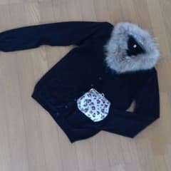 【SALE!!】ユニクロ　ブラックカーディガンのサムネイル