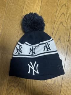 newera beams ポンポンビーニー　ニットキャップのサムネイル