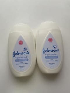 Johnson's ベビーローション 無香料 300mL 2本セットのサムネイル