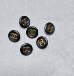 CHANEL ロゴボタン 6個セットのサムネイル