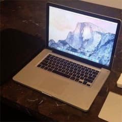 MacBook Pro 15inchのサムネイル