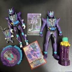 仮面ライダービルド 仮面ライダーローグ ソフビ フィギュアセット　バラ売り❌のサムネイル