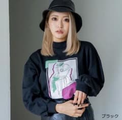 GORGE アートガール柄ミニ裏毛プルオーバー　トレーナー スウェット ブラックのサムネイル