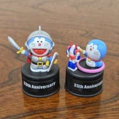 ドラえもん ペットボトルキャップ 鉄人兵団 ロボット王国 映画25周年