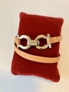 Salvatore Ferragamo サルバトーレフェラガモレザーブレスレットのサムネイル